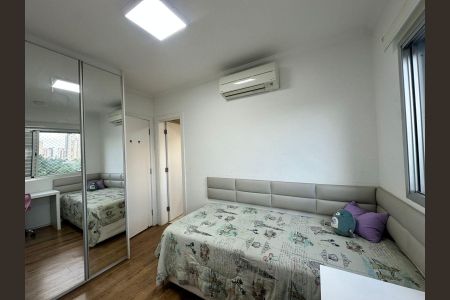 Apartamento à venda com 169m², 4 quartos e 3 vagasQuarto