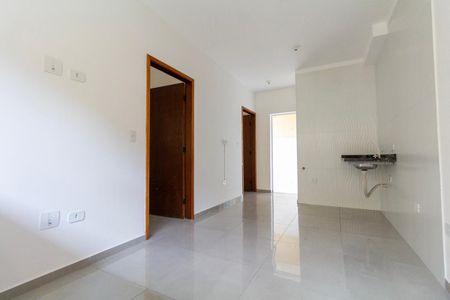 Sala e Cozinha de apartamento para alugar com 2 quartos, 38m² em Vila Sao Francisco, São Paulo