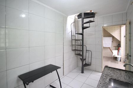 Cozinha  de casa para alugar com 1 quarto, 30m² em Jardim Brasil (zona Norte), São Paulo