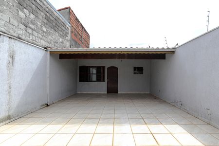 Casa para alugar com 234m², 3 quartos e 2 vagasQuintal