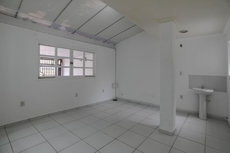 Casa para alugar com 234m², 3 quartos e 2 vagasEscritório