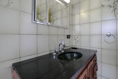 Casa para alugar com 234m², 3 quartos e 2 vagasBanheiro - Quarto 3 - Suíte