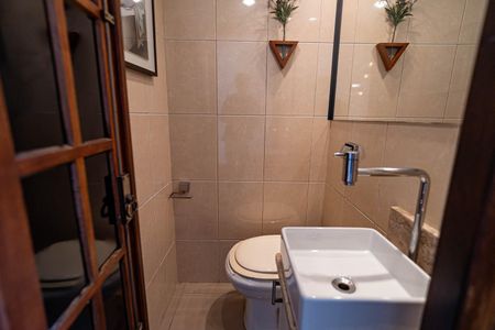 Apartamento para alugar com 64m², 2 quartos e 1 vagaLavabo