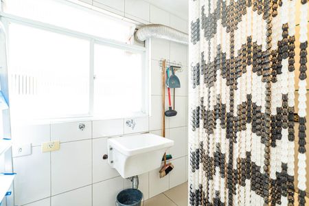 Apartamento para alugar com 64m², 2 quartos e 1 vagaÁrea de Serviço