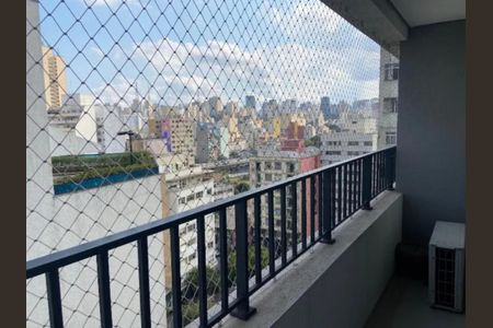 Apartamento à venda com 31m², 1 quarto e 1 vaga Apartamento à venda com 31m², 1 quarto e 1 vagaFoto 02