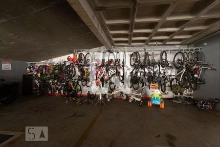 Apartamento para alugar com 70m², 1 quarto e 2 vagas Apartamento para alugar com 70m², 1 quarto e 2 vagasBicicltário