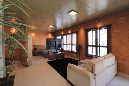 Apartamento para alugar com 70m², 1 quarto e 2 vagasStudio