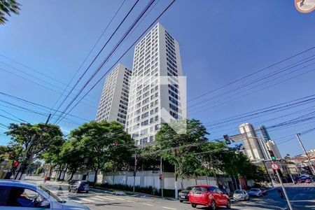 Apartamento para alugar com 70m², 1 quarto e 2 vagas Apartamento para alugar com 70m², 1 quarto e 2 vagasFachada