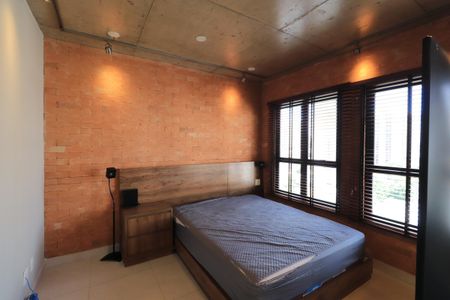 Apartamento para alugar com 70m², 1 quarto e 2 vagasStudio