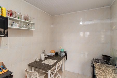 Casa à venda com 177m², 5 quartos e 2 vagas Casa à venda com 177m², 5 quartos e 2 vagasCozinha