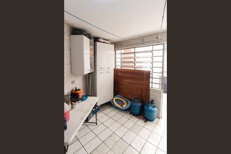 Casa à venda com 177m², 5 quartos e 2 vagas Casa à venda com 177m², 5 quartos e 2 vagasÁrea de Serviço