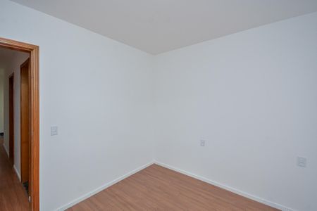 Casa à venda com 95m², 3 quartos e 2 vagas Casa à venda com 95m², 3 quartos e 2 vagasQuarto 2