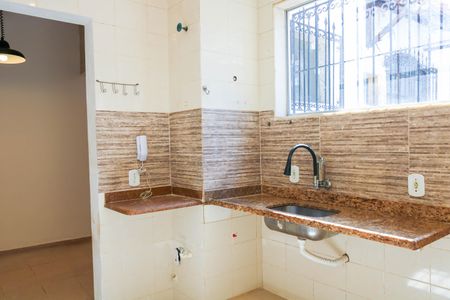 Casa de condomínio à venda com 48m², 2 quartos e 1 vagaCozinha