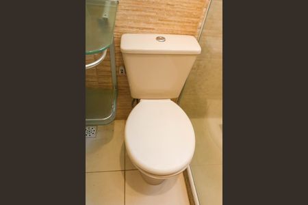 Casa de condomínio à venda com 48m², 2 quartos e 1 vagaBanheiro