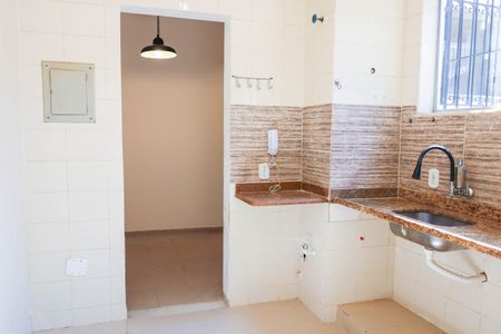 Casa de condomínio à venda com 48m², 2 quartos e 1 vagaCozinha