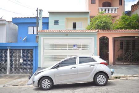 Casa para alugar com 180m², 3 quartos e 4 vagasFachada