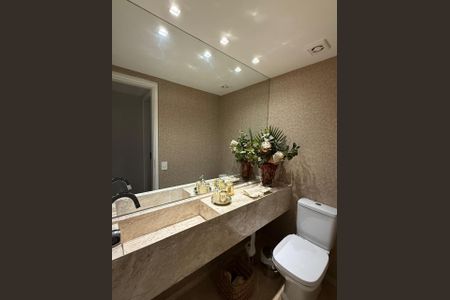 Apartamento para alugar com 218m², 3 quartos e 2 vagasBanheiro