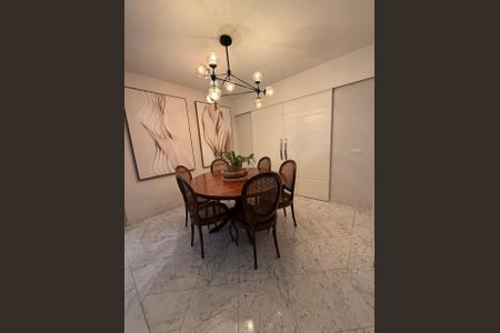 Apartamento para alugar com 218m², 3 quartos e 2 vagasSala de jantar