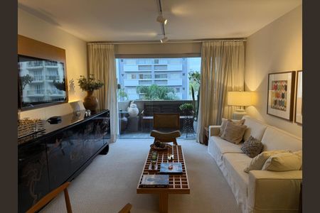 Apartamento para alugar com 218m², 3 quartos e 2 vagasSala