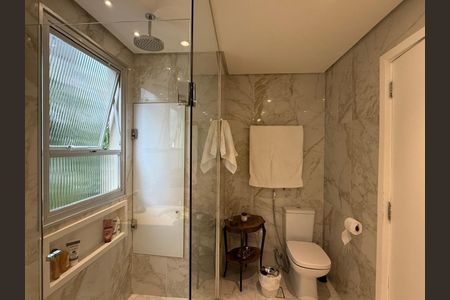 Apartamento para alugar com 218m², 3 quartos e 2 vagasBanheiro