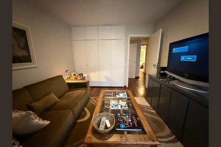 Apartamento para alugar com 218m², 3 quartos e 2 vagasSala