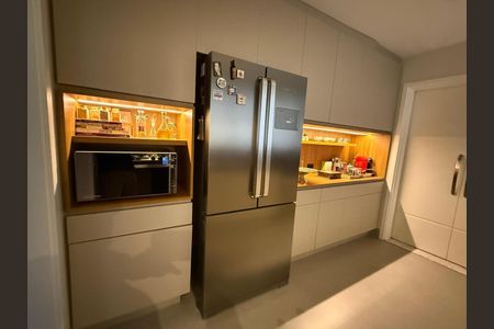 Apartamento para alugar com 218m², 3 quartos e 2 vagasCozinha