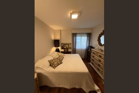 Apartamento para alugar com 218m², 3 quartos e 2 vagasQuarto