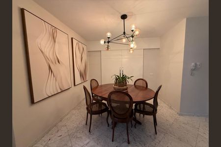 Apartamento para alugar com 218m², 3 quartos e 2 vagasSala