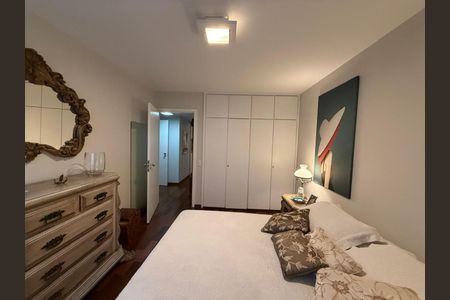 Apartamento para alugar com 218m², 3 quartos e 2 vagasQuarto