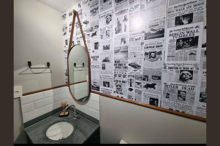 Banheiro de apartamento à venda com 1 quarto, 27m² em Campo Belo, São Paulo