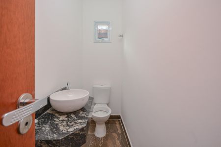 Casa à venda com 95m², 3 quartos e 2 vagas Casa à venda com 95m², 3 quartos e 2 vagasLavabo