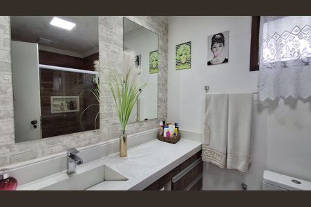 Apartamento à venda com 110m², 3 quartos e 2 vagasBanheiro Suíte 