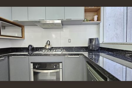 Apartamento para alugar com 75m², 2 quartos e 1 vaga Apartamento para alugar com 75m², 2 quartos e 1 vagaCozinha