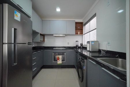 Apartamento para alugar com 75m², 2 quartos e 1 vagaCozinha