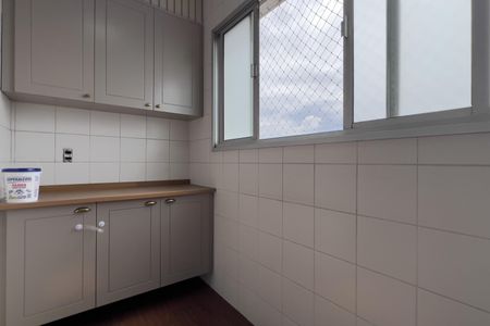Apartamento à venda com 64m², 2 quartos e 1 vagaCozinha e Área de Serviço