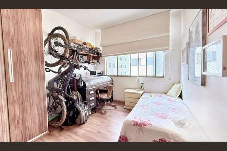 Apartamento à venda com 120m², 3 quartos e 1 vaga