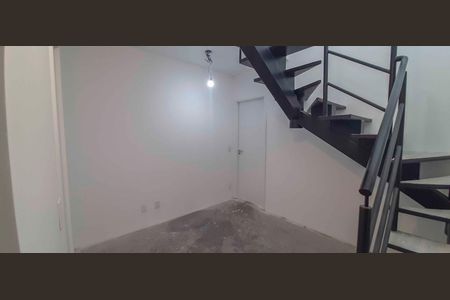 Sala de TV de apartamento à venda com 4 quartos, 181m² em Vila Osasco, Osasco
