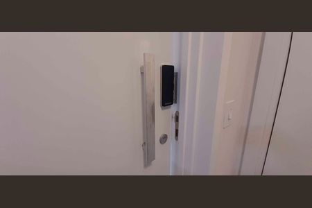 Apartamento à venda com 181m², 4 quartos e 3 vagasFechadura Eletrônica