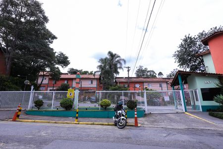 Casa de condomínio para alugar com 150m², 2 quartos e 1 vagaFachada e portaria