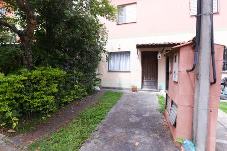 Casa de condomínio para alugar com 150m², 2 quartos e 1 vagaFachada