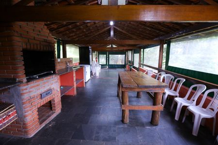 Casa de condomínio para alugar com 150m², 2 quartos e 1 vagaChurrasqueira