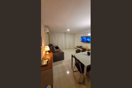 Sala de apartamento para alugar com 3 quartos, 110m² em Recreio dos Bandeirantes, Rio de Janeiro