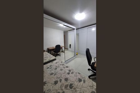 Quarto de apartamento para alugar com 3 quartos, 110m² em Recreio dos Bandeirantes, Rio de Janeiro
