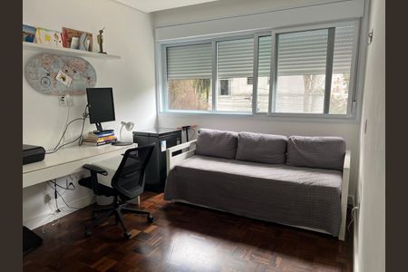 Apartamento para alugar com 142m², 3 quartos e 1 vagaQuarto