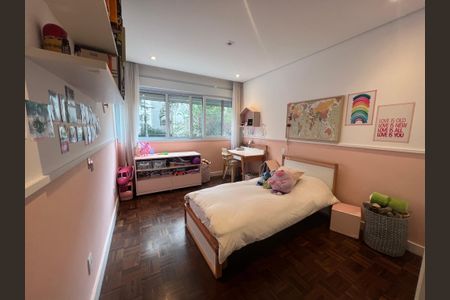 Apartamento para alugar com 142m², 3 quartos e 1 vagaQuarto