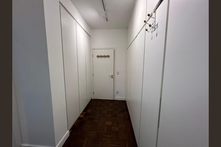 Apartamento para alugar com 142m², 3 quartos e 1 vagaCorredor