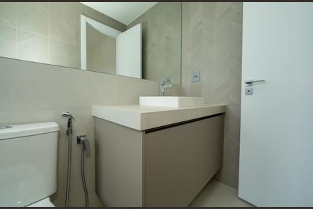 Apartamento à venda com 207m², 4 quartos e 4 vagasBANHEIRO5