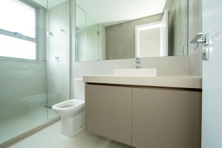 Apartamento à venda com 207m², 4 quartos e 4 vagasBANHEIRO5