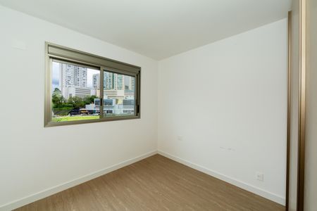 Apartamento à venda com 207m², 4 quartos e 4 vagasQUARTO2