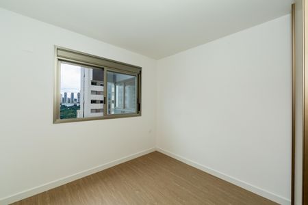 Apartamento à venda com 207m², 4 quartos e 4 vagasQUARTO3